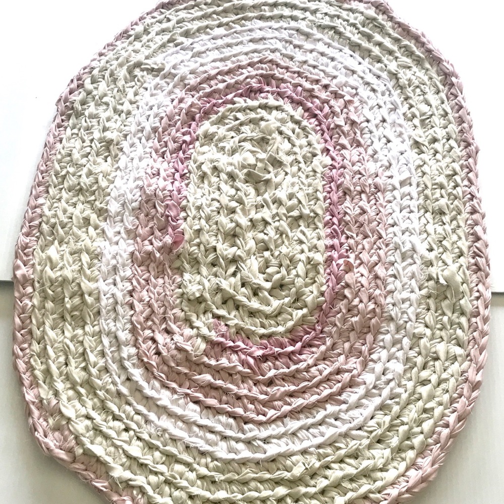 Handmade crocheted rug bathroom kitchen mat - Picture 1 of 5